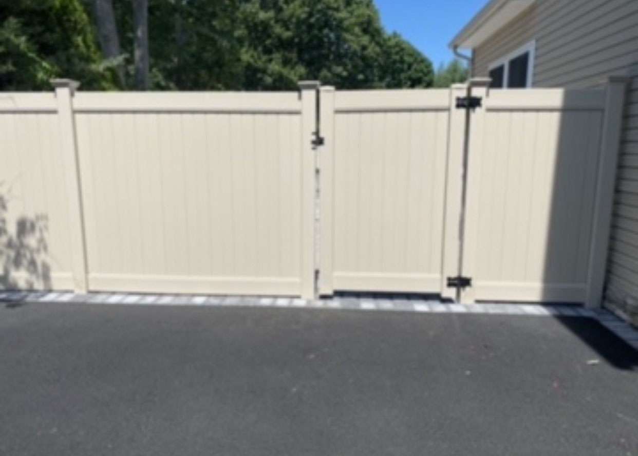 Magistrale Fencing & Railing project 12 — Long Island, NY