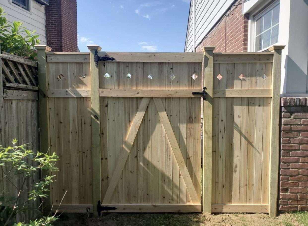 Magistrale Fencing & Railing project 10 — Long Island, NY