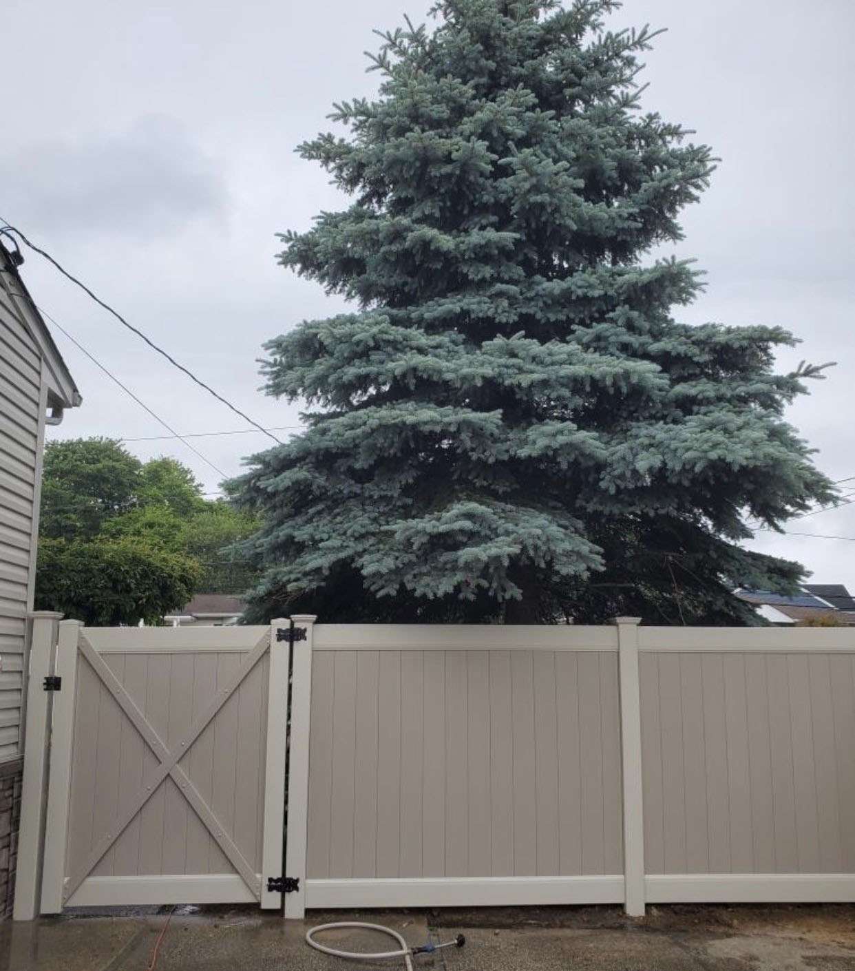 Magistrale Fencing & Railing project 05 — Long Island, NY
